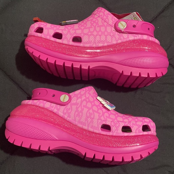 Nwt Barbie mega crush crocs - Picture 3 of 5
